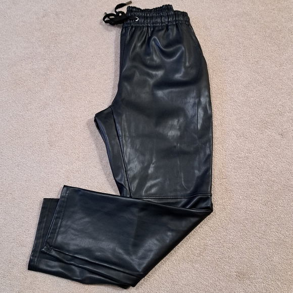 Laundry By Shelli Segal Black Faux Leather Pants - Picture 10 of 11